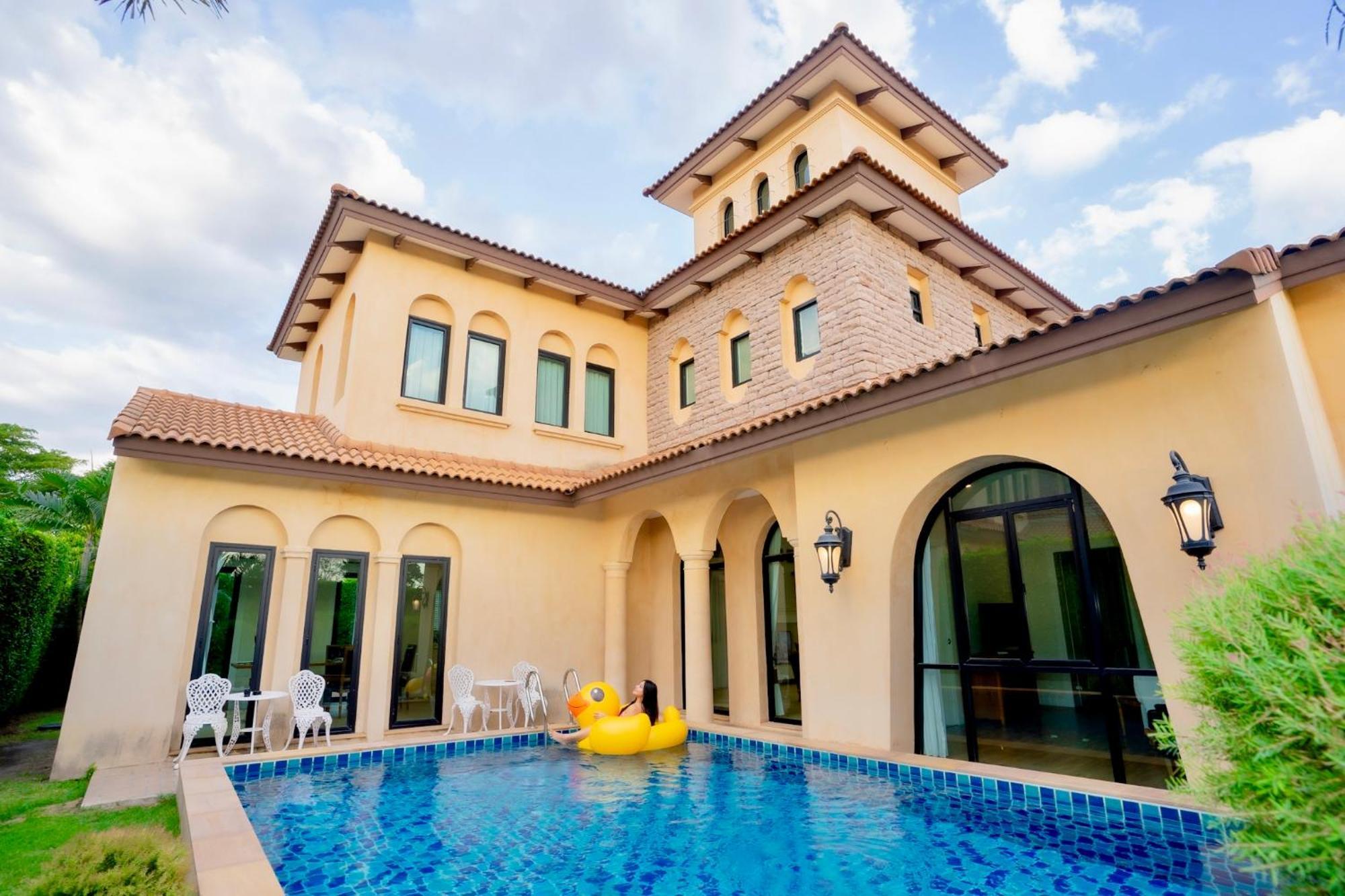 Chivani Pattaya Extérieur photo